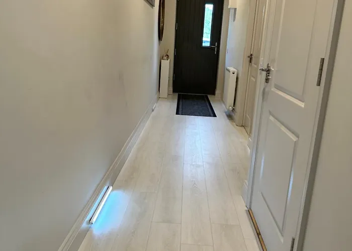 Amazing Bedroom In Dublin 클론달킨